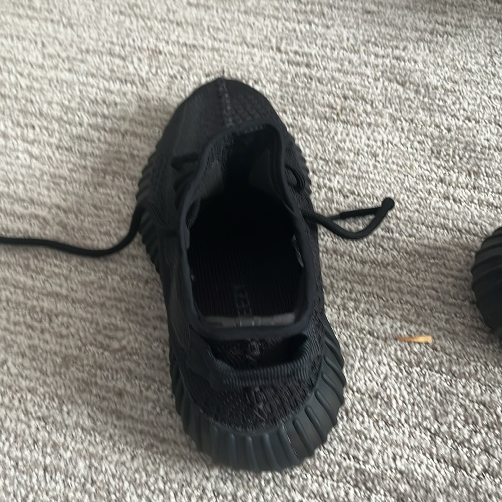 Shoes - Picture 5 of 5